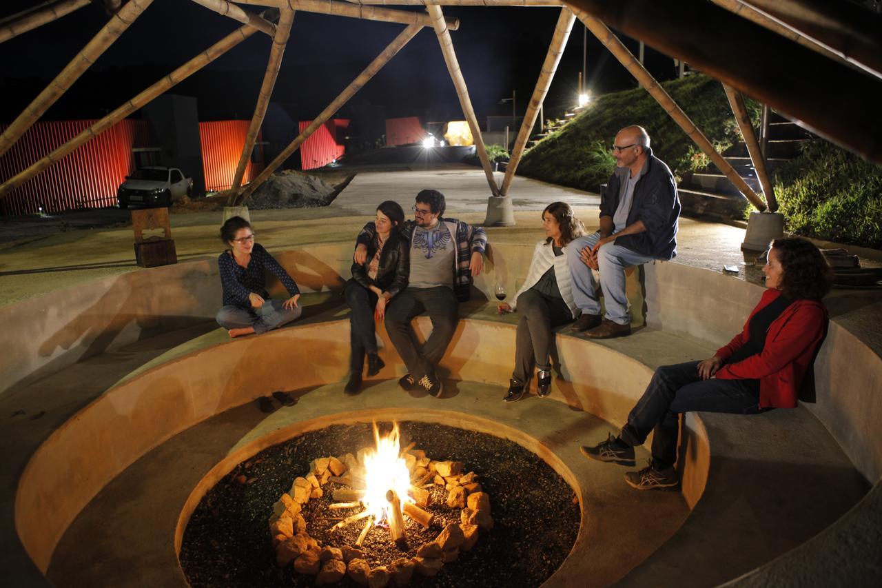 Latitude Lodge Cunha Ngoại thất bức ảnh